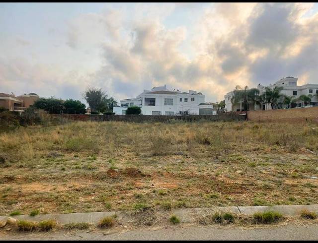 LAND FOR SALE IN STERPARK